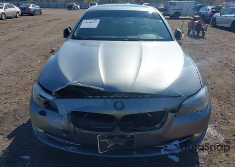 2013 BMW 528I из США, поврежденный, VIN WBAXG5C5XDDY37476